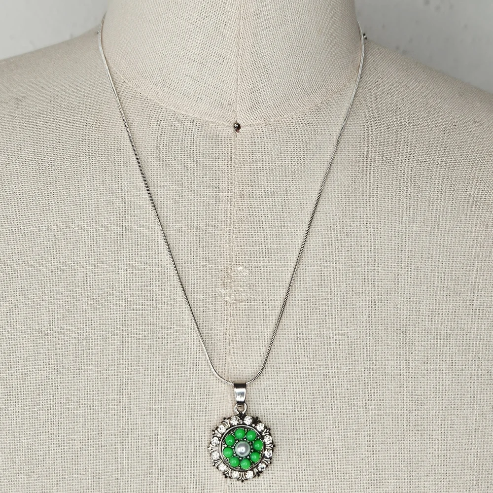 Silver Rhinestone Snap Necklace Green Pearl & Red Flower Interchangeable